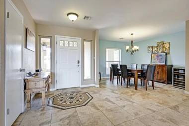 Fountain HiIls 4 Bdrm wBreathtaking Views & Pool