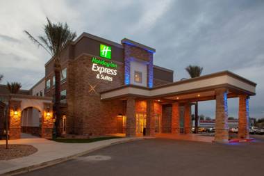 Holiday Inn Express & Suites - Gilbert - East Mesa an IHG Hotel