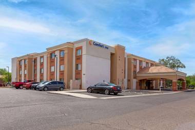 Comfort Inn & Suites North Glendale - Bell Road