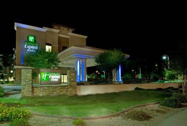 Holiday Inn Express & Suites Phoenix Glendale Dist an IHG Hotel