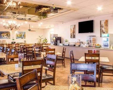 Quality Inn & Suites Lake Havasu City