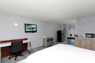 Studio 6 Suites - Lake Havasu City AZ