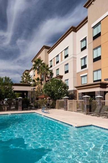 Hampton Inn & Suites Phoenix North/Happy Valley