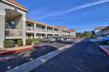 Studio 6-Phoenix AZ - Deer Valley