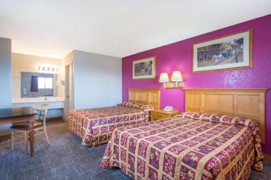 Knights Inn Fairground