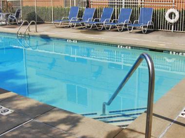 Extended Stay America Suites - Phoenix - Airport - E Oak St