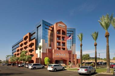 Drury Inn & Suites Phoenix Airport