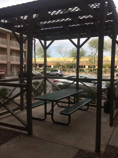 InTown Suites Extended Stay Phoenix West