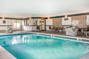 Comfort Suites Old Town