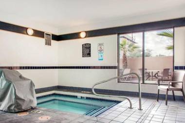 Comfort Suites Old Town