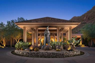 The Canyon Suites at The Phoenician a Luxury Collection Resort Scottsdale