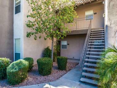 Great North Scottsdale Condo!