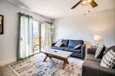 Contemporary Condo in Hub of Old Town Scottsdale