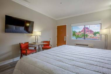 Wildflower Inn at Bell Rock