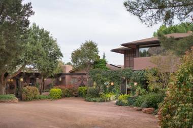 Lantern Light Inn - Romantic Getaway