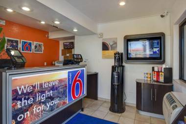 Motel 6-Tempe AZ - Broadway - ASU