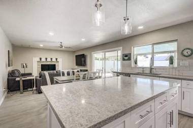 Tempe Remodel w Sparkling Pool and Game Room