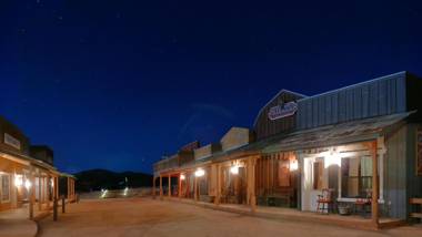 Tombstone Monument Guest Ranch