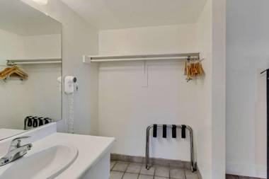 Motel 6 Tucson AZ - East Williams Center