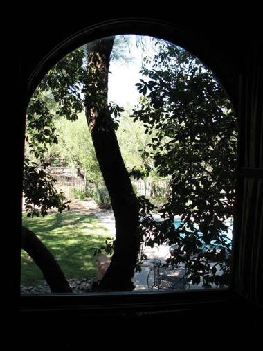 Desert Trails Bed & Breakfast