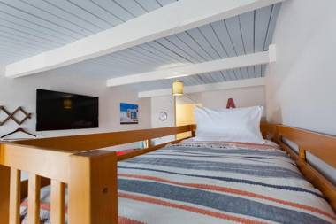 Hotel McCoy - Art Coffee Beer Wine