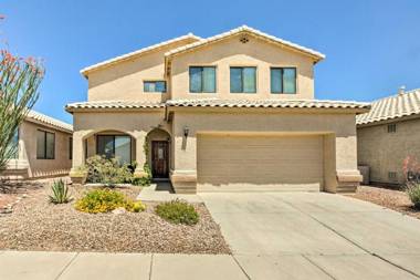 Lovely Tucson Home with Pool and Mountain Views