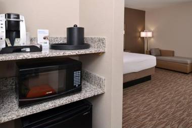 Holiday Inn Express & Suites Williams an IHG Hotel