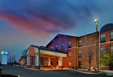 Holiday Inn Express Hotel & Suites Batesville an IHG Hotel