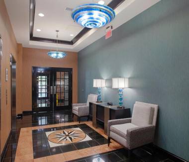 DoubleTree Suites by Hilton Bentonville