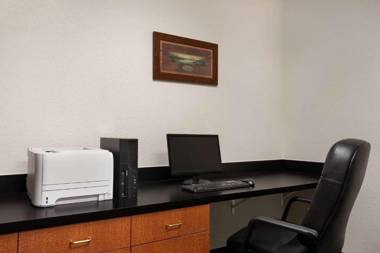 Wingate by Wyndham Bentonville