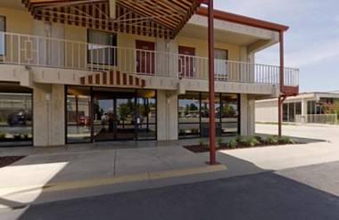 Americas Best Value Inn & Suites Conway