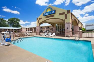 Days Inn by Wyndham Conway