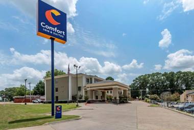 Comfort Inn & Suites El Dorado