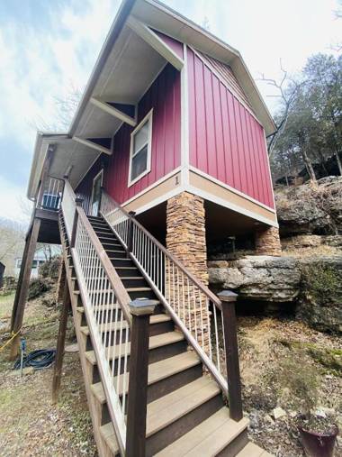 All Seasons Treehouse Village