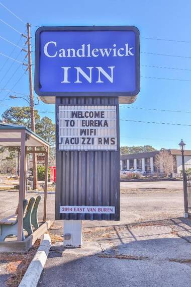 Candlewick Inn and Suites