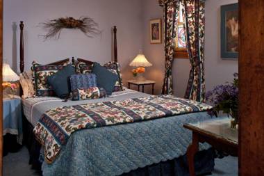 Cliff Cottage Inn