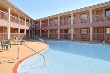 Motel 6-Little Rock AR - Airport