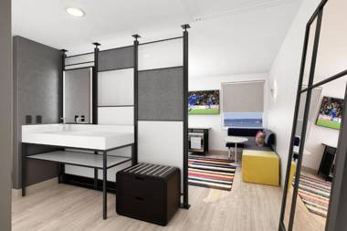 Aloft Little Rock West