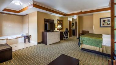 Best Western Plus JFK Inn & Suites