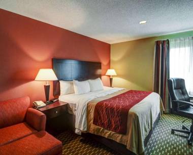 Quality Inn & Suites Pine Bluff AR