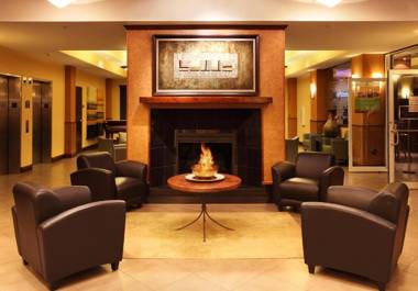 Holiday Inn and Suites Rogers at Pinnacle Hills an IHG Hotel