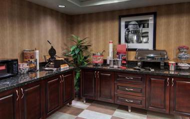 Hampton Inn & Suites Agoura Hills