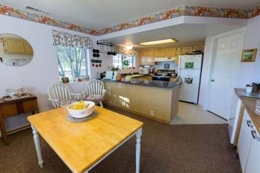 Apple Blossom Inn Yosemite