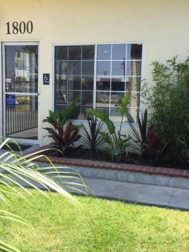 Executive Inn & Suites