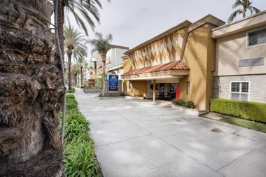 Americas Best Value Inn & Suites Anaheim