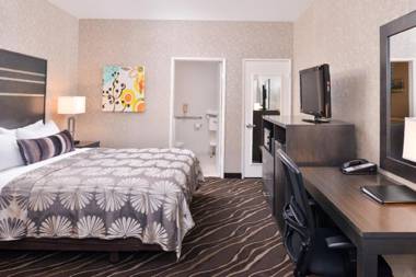 Best Western Plus Park Place Inn - Mini Suites