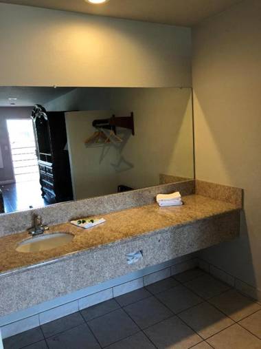 Alamo Inn and Suites - Convention Center