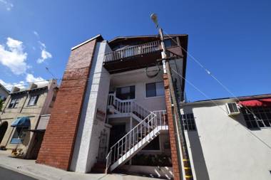 Catalina Courtyard Suites