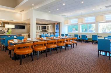 Hilton Garden Inn Bakersfield