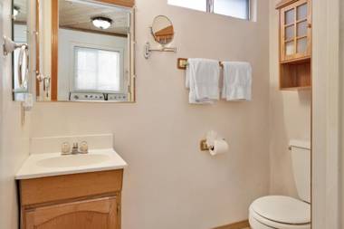 Snuggle Down Cottage-1544 by Big Bear Vacations